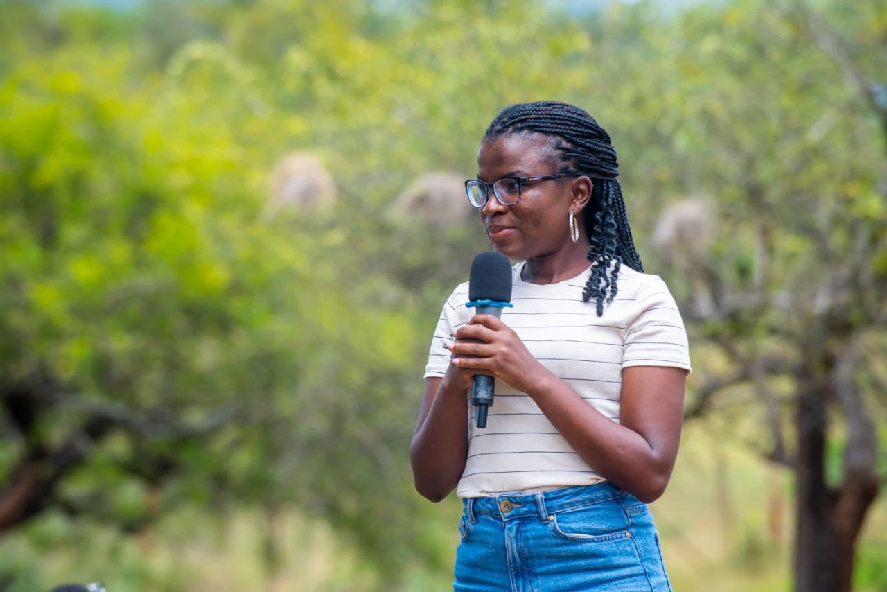 Grace facilitating a girls mentorship conversation